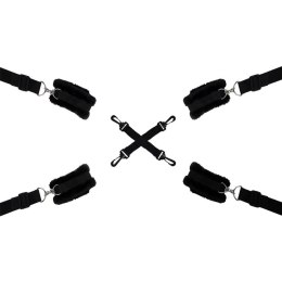 Bed restraint set